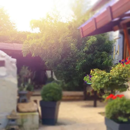 Gîte à 800m du Zoo - Le Grand Prateau Saint-Aignan  Extérieur photo